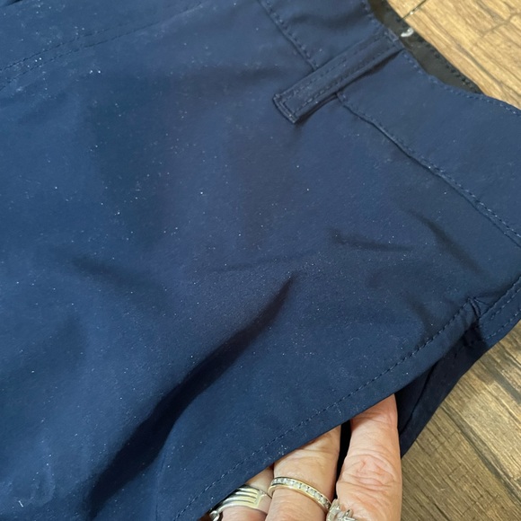 Hurley Shorts SZ 34 All Day Hybrid 4-Way Stretch Navy Reg fit 4 pockets no iron - Picture 10 of 10
